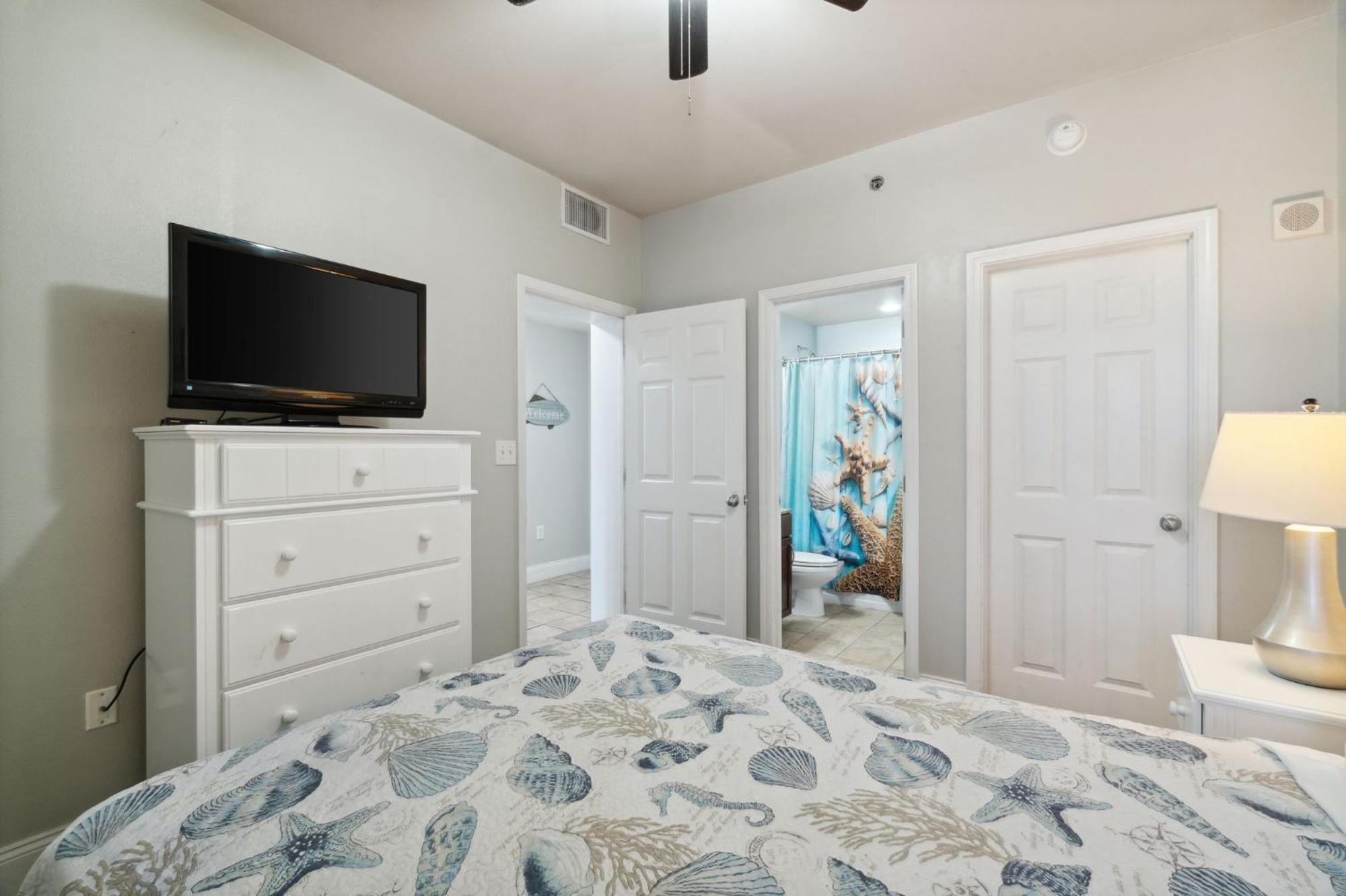 Laketown Wharf #138 By Nautical Properties Vacation Holiday home Panama City Beach